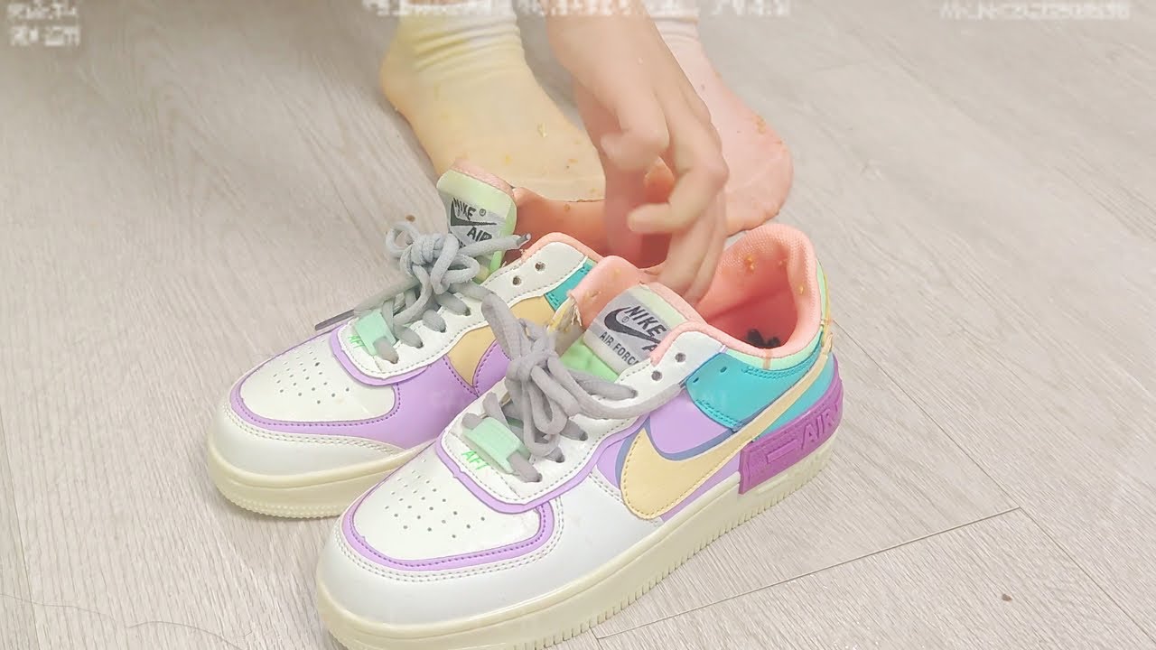 Colorful NIKE sneakers with various fruits(English subtitles)(Full video 38m 09s)