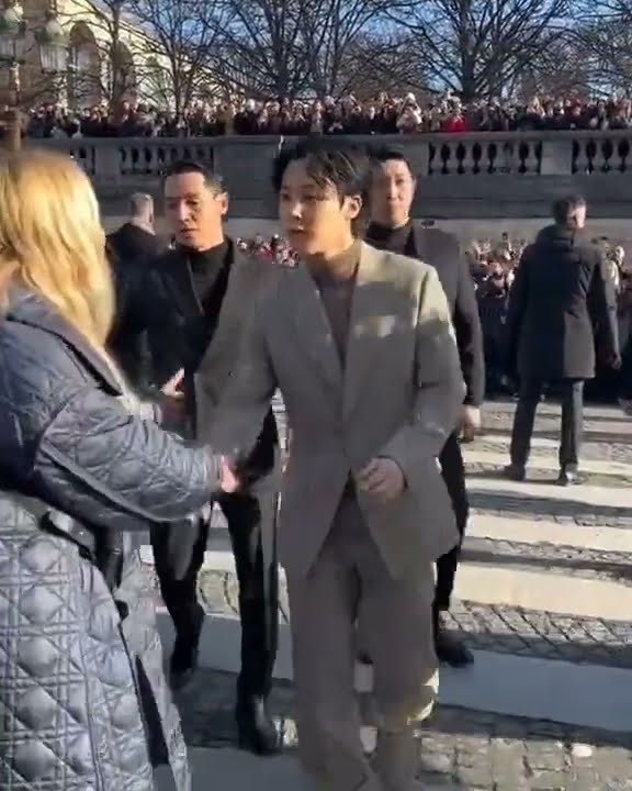 Jimin at the dior fashion show... ❤️‍🔥🫶🫰#jimin #dior