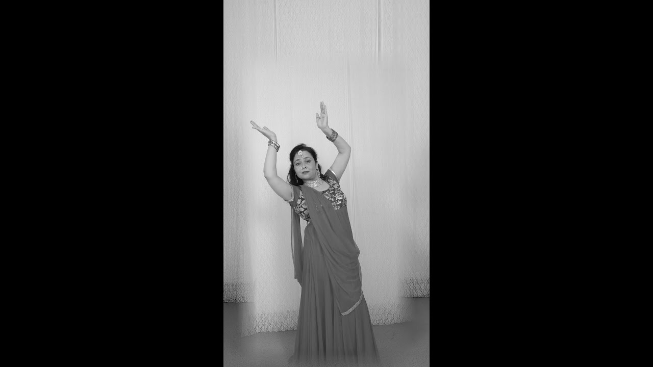 Watch Mohe Panghat Pe Nandlal || Himani Saraswat || Dance Classic || #shorts on YouTube Watch Mohe Panghat Pe Nandlal || Himani Saraswat || Dance Classic || #shorts on YouTube