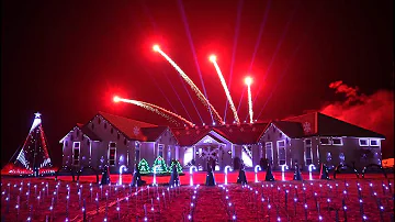 2023 Christmas Light and Firework Show - 4K
