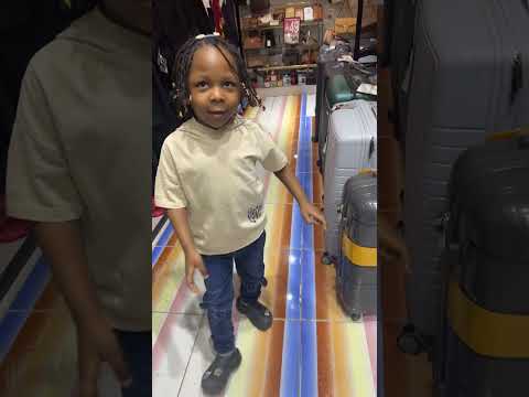 نحنا بنشتري ولا بنصر قولوا لي عائلة موكاممادو ابوقدور