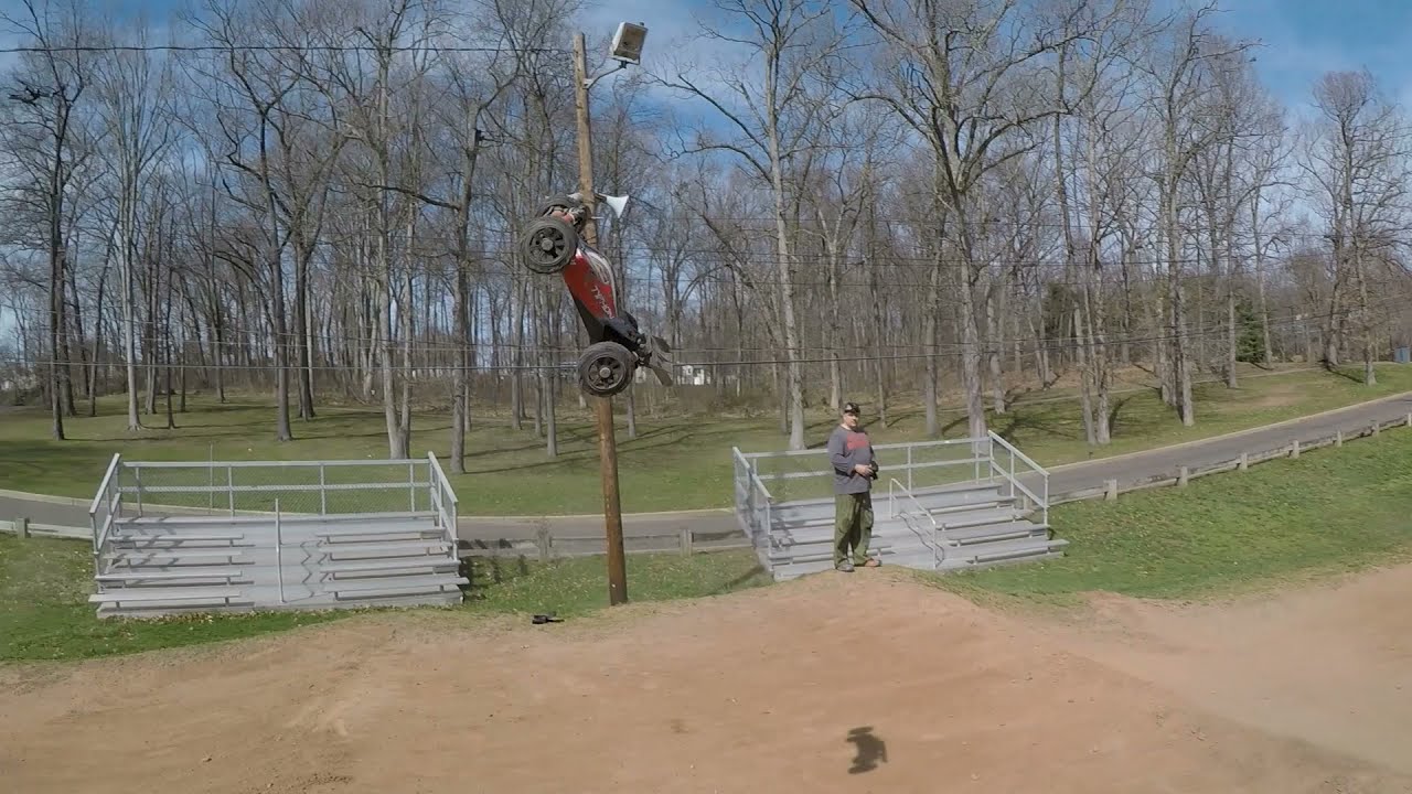 ARRMA TYPHON 3S BMX BASH ON 20T PINION