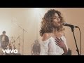 Izzy Bizu - Mad Behaviour (Live)