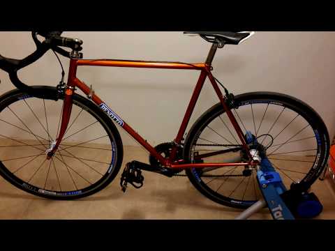 Vittoria Zaffiro Limited Edition Pinarello 700x23C//25C Road Bike Folding Tires