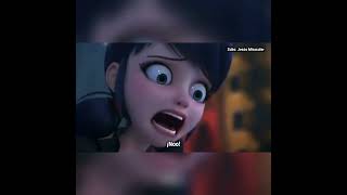 Escena Marinette Persigue A Adrien Especial Dé Nueva York