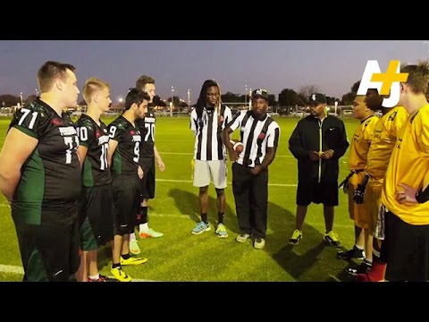 American Football.... In Qatar? - YouTube