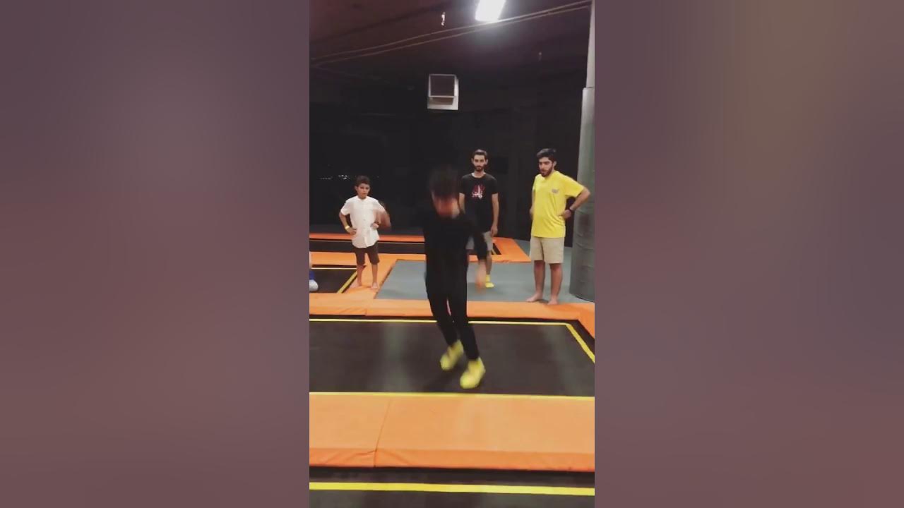 اجمل اللقطات من مدينة القفز الجمب بارك Jumppark Jordan Trampoline YouTube