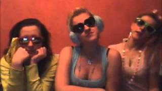 Üç M - Farketmez Türkçe Bilmiyorum