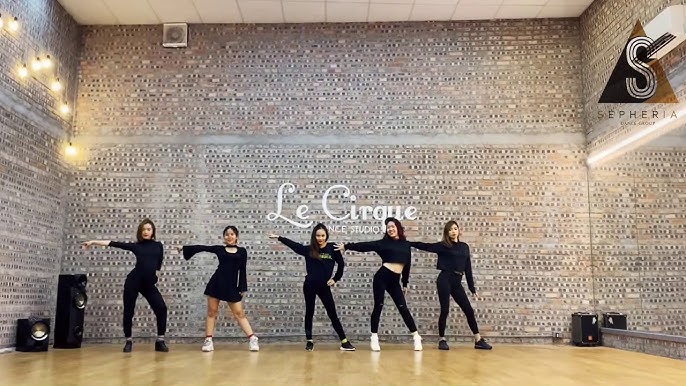 VKontakte-da lezbiyen kunnilingus