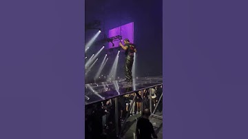 Thumbnail of Drake Performs "Nokia" Live in Manchester 🔥📱🇬🇧 #drake #ovo #drakelive