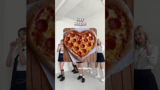 Угощайтесь мои любимые💋🍕#kpop#kpopshorts#itzy #blackpink#gidle#twice #lesserafim #straykids#newjeans