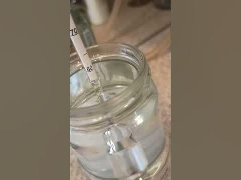 измерение градусов в самогоне лабараторным спиртометром - YouTube