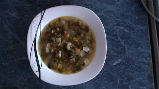 Суп с перловой крупой и щавлем Суп с перловой крупой и щавлем