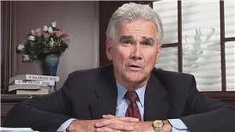 Workplace Discrimination : Examples of Gender Discrimination