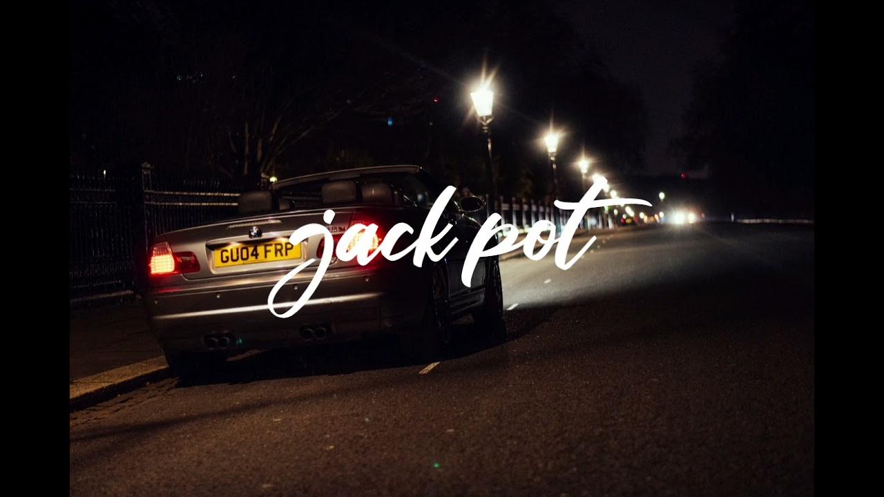 криминальный бит без масок. криминальный бит жить как депутат 2. криминальный бит. Exo monster кадры клипа. криминальный бит жить как депутат 2.