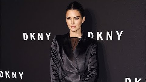 Kendall Jenner Shows Off Christmas Decorations Inside $8.5 Million Mansion After Kim’s Got Dissed —