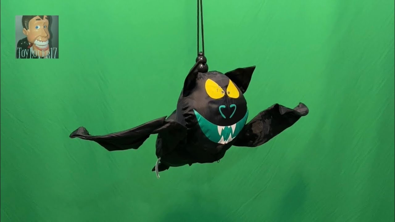 Tekky Toys 2005 Scary Flying Monsters Bat YouTube