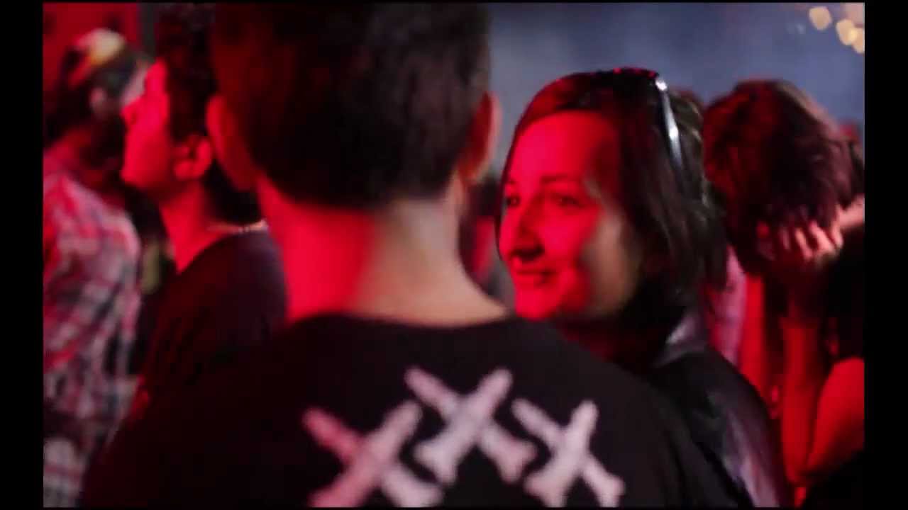 Kung Fu Junkie - Flowerz In My Brain