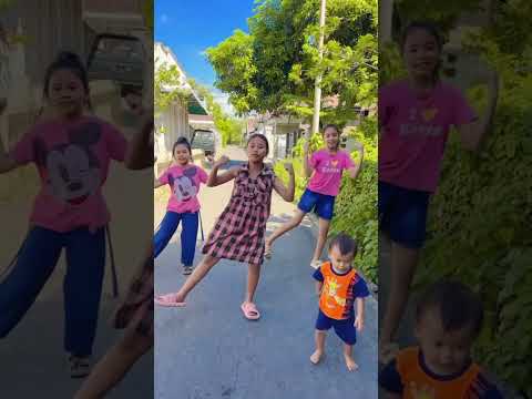 Nih yang minta kita dance Masha Viral, tapi anak kak Ninis seliweran🤣🤣#shortvideo #sambilancuan