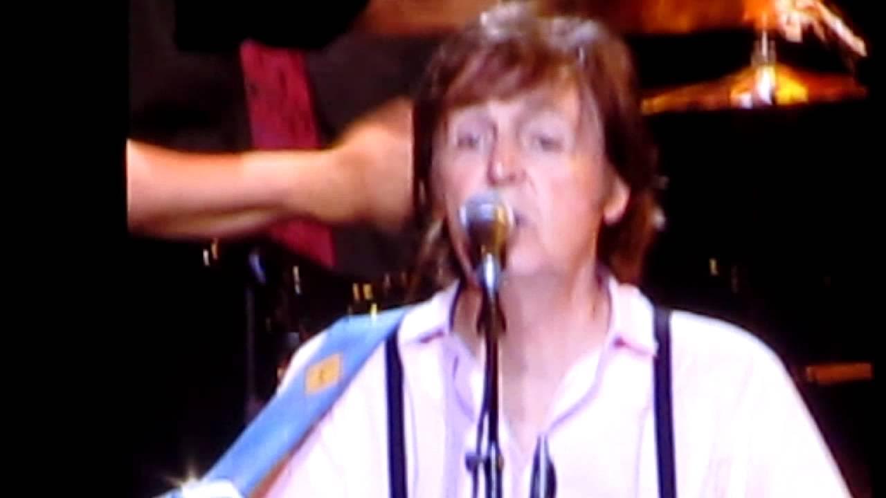 Битлз слушать. Битлз 1970 hey jude. Группа the beatles. The beatles 1963. Битлз с днем рождения.