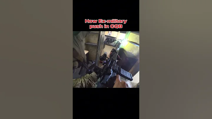 How to push in cqb #airsoft #airsoftcqb #fakegun #paintballfit #military #army #paintball #milsim