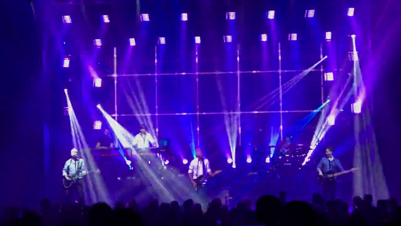 We Can Get Together - Icehouse live @ The Enmore Theatre