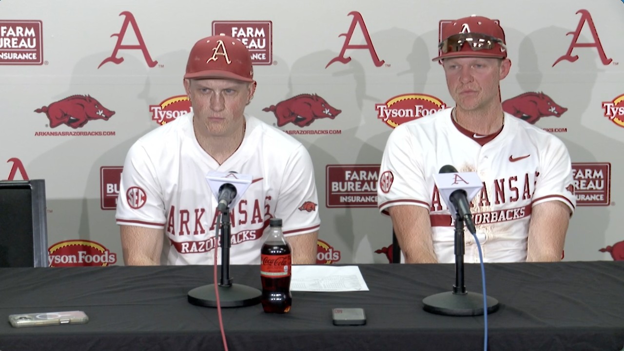 Коул Гиблер и Риз Робинетт после игры – UT Arlington 4, Arkansas 3 (Игра 1)