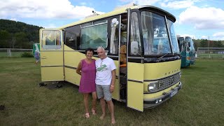 INCREDIBLY VALUABLE MOTORHOME! Petra (46) and Olaf (48) live in the selfbuilt Setra+Simson moped