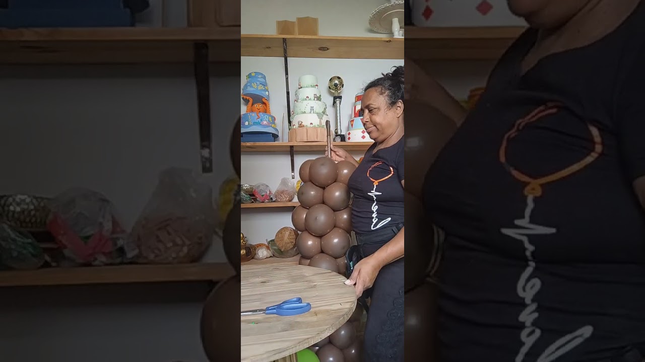 Árvore pequena de balões 