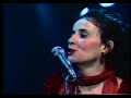 The Roches - The Hammond Song (Live)