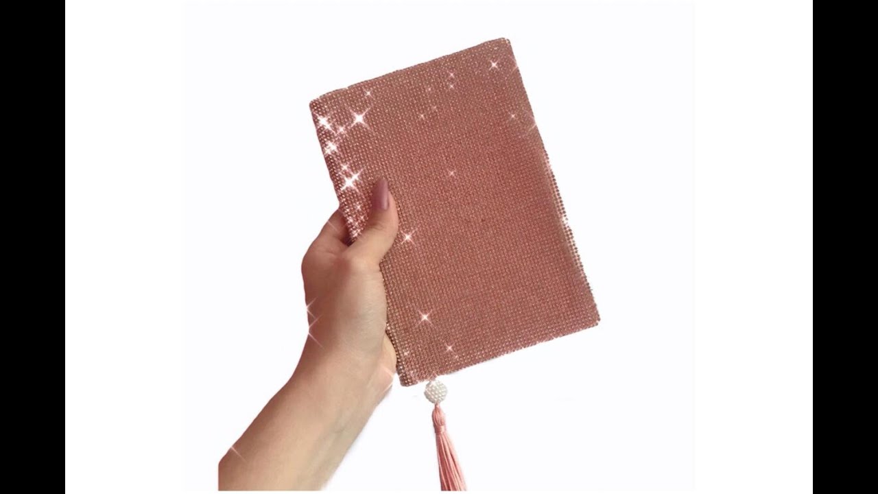 DIY - CAPA PERSONALIZADA COM MANTA DE STRASS