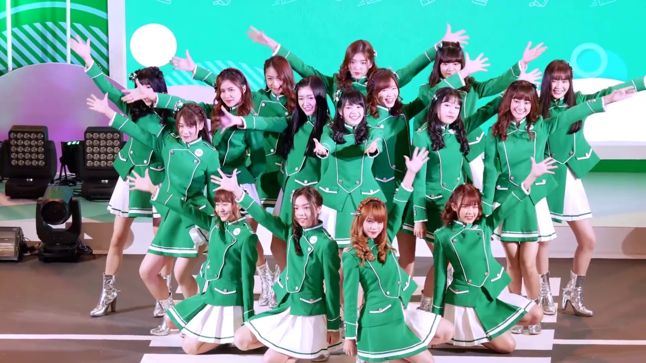 [FANCAM] งาน “ชีวิตดีเมื่อมี Grab” - MobileBNK48 Focus