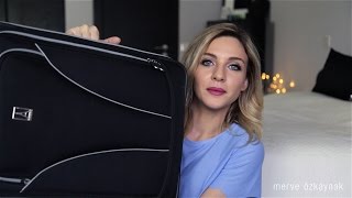 WHAT'S IN MY BAG? - HOLIDAY
