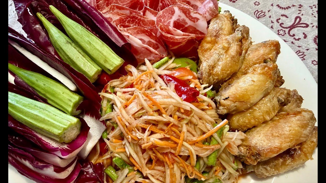 กองทับต้องเดินด้วยท้อง กินข้าวก่อนค่อยฟังข่าวต่อจ้า