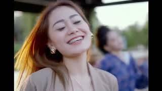MERANA LAGI by Vita Alvia