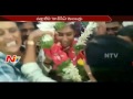 Mithali Raj Receives Grand Welcome at Shamshabad Airport