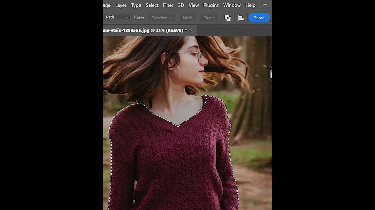 Change dress color in realistic way in photoshop 2023