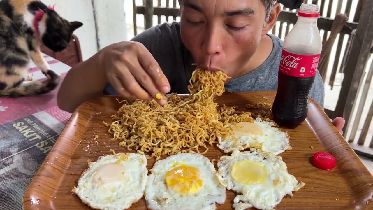 Overload Pancit Canton & eggs Mukbang asmr | Filipino food | Mukbang Philippines 