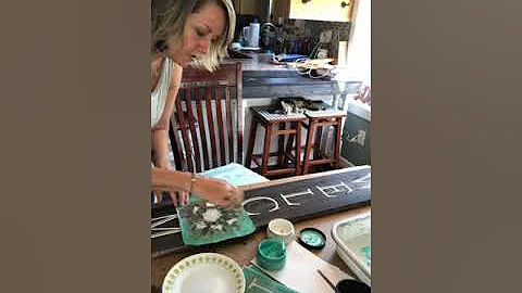 How to create cute welcome porch signs