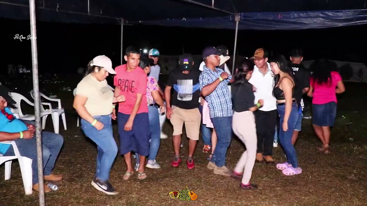 EL MOGOLLÓN RICAEL MELGAR DESDE LA NEGRITA DE CAPIRA/Fiesta de Junier Rivera-Toldo el Cachimbón 