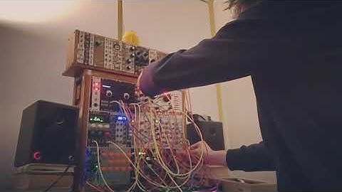 mcshafty -Nerdy Dancing (Radio Music/twin Turing Machine patcth)