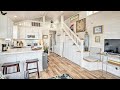 Absolutely Gorgeous Horseshoe Tiny House Has Beautiful Everything