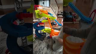 Fisher-Price Little People Hot Wheels Spiral Stunt Speedway | Toddler Toy Review
Watch the Fisher-Price Little People Hot Wheels Spiral Stunt Speedway in action!
We unbox, assemble, and play with this exciting toddler race track playset — includes 2 cars, fun stunt loops, and interactive features perfect for ages 18+ months. See how it works, toy details, safety tips, and whether it’s worth adding to your kid’s playroom!
#fisherpricelittlepeople
#LittlePeople
#HotWheels
#ToddlerToys
#ToyReview
#RaceTrackPlayset
#PretendPlay
#KidsToys
#FamilyPlay Fisher-Price Little People Hot Wheels Spiral Stunt Speedway | Toddler Toy Review
