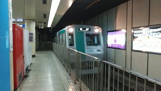 京都市営地下鉄10系1103Fの竹田行き 京都駅