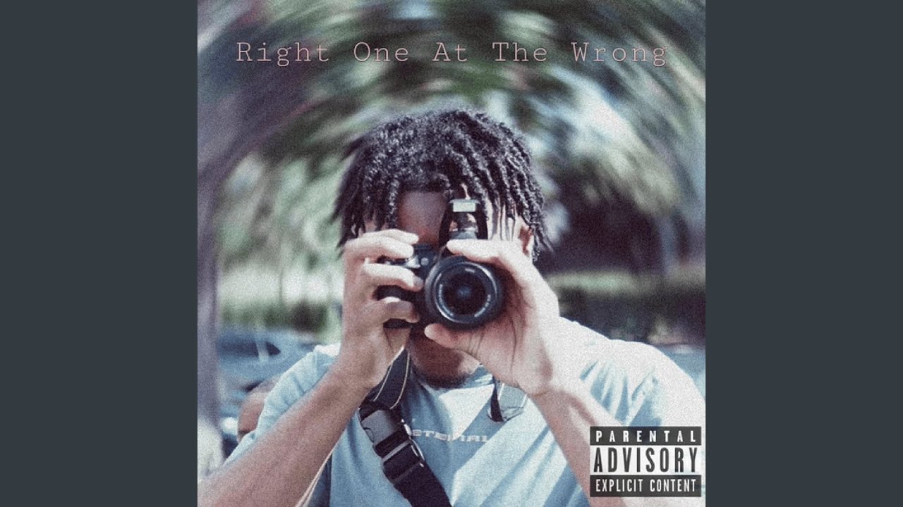 YouTube에서 Right One At The Wrong 보기 YouTube에서 Right One At The Wrong 보기
