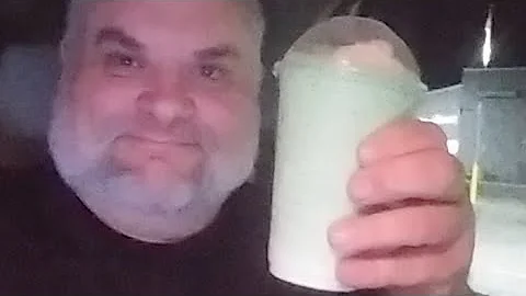 Shamrock Shake Is BACK @McDonalds in 2022! I was #LUCKY to get one Early! #shamrockshake #cbf2ac