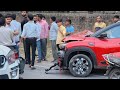 Up84 vlogs is live build quality test of mahendra bolero vs renault