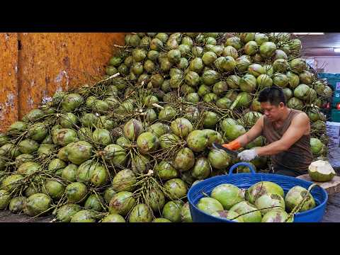 How Many Coconuts Can Be Cut in 10 Min? Coconut & Durian cutting&harvesting_10分鐘狂砍椰子＋現劈榴槤！這是人類的手速嗎？