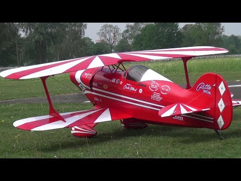 Pitts Special RC Airplane Aerobatics with smoke Oldtimermeeting 2018