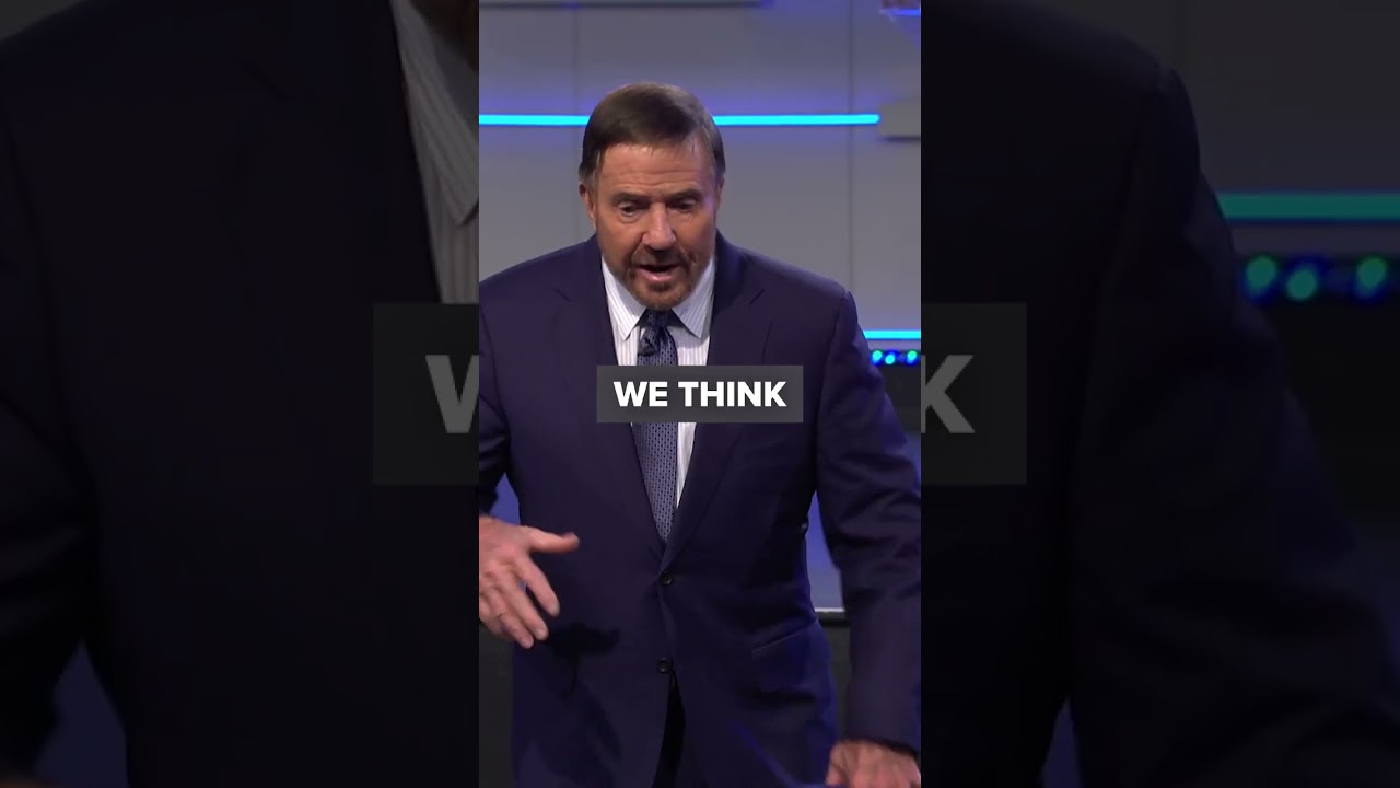 Бог дал тебе воображение. Используй его!!